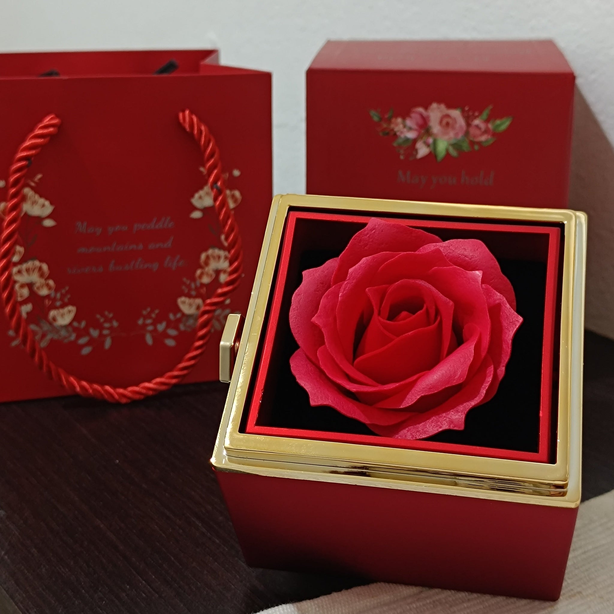 Dolcegioia™ Scrigno con Rosa Eterna